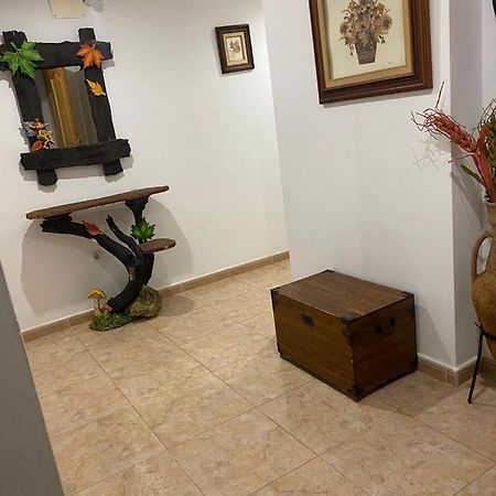 Hostal Y Apartamentos La Vereda ルイデラ エクステリア 写真