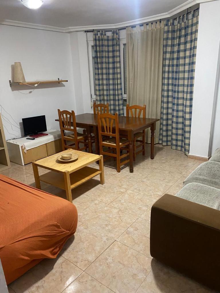 Hostal Y Apartamentos La Vereda ルイデラ エクステリア 写真