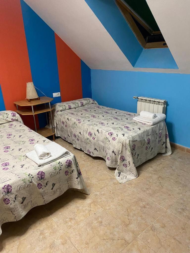 Hostal Y Apartamentos La Vereda ルイデラ エクステリア 写真