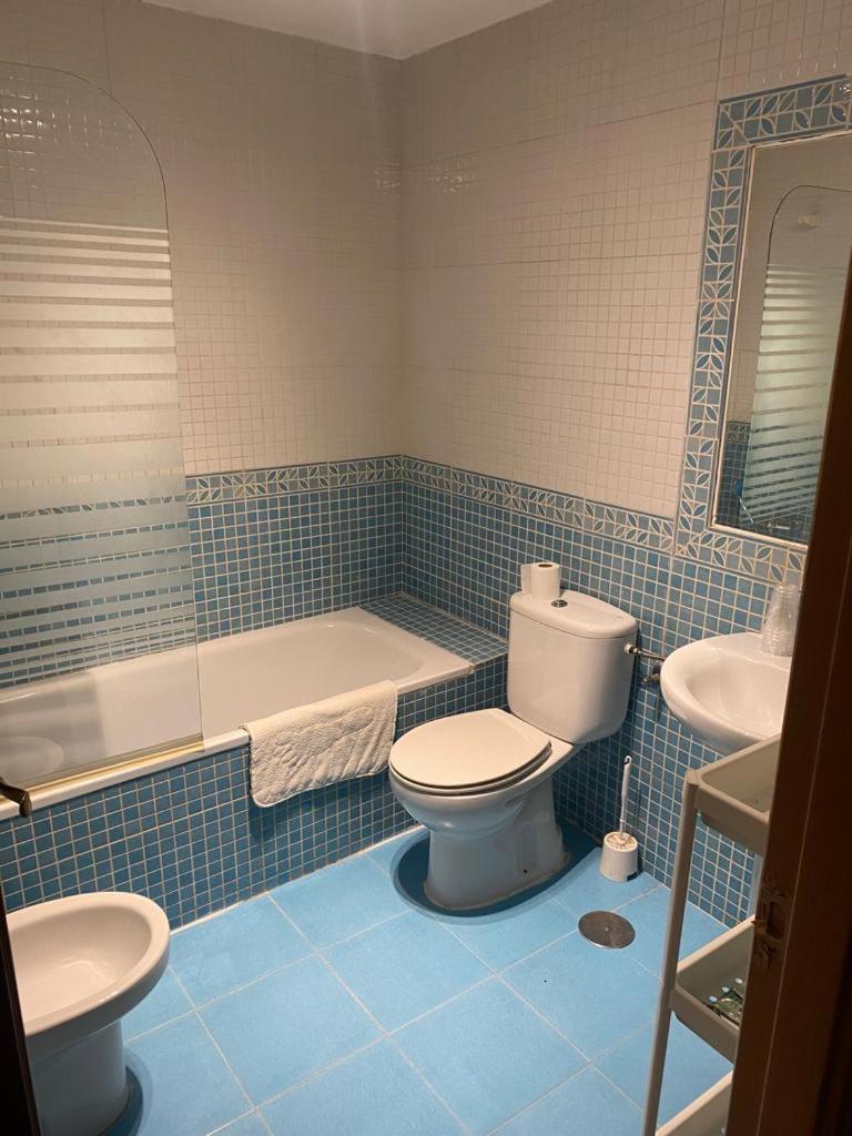 Hostal Y Apartamentos La Vereda ルイデラ エクステリア 写真