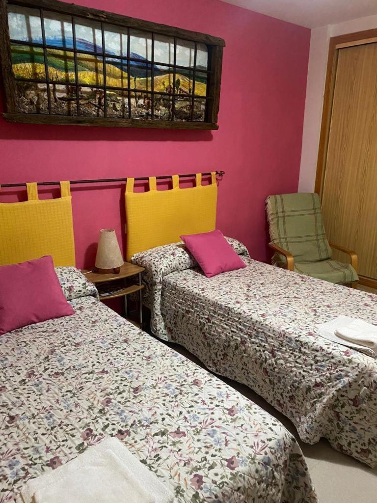 Hostal Y Apartamentos La Vereda ルイデラ エクステリア 写真