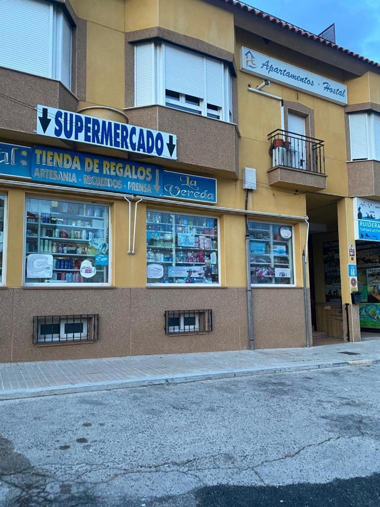 Hostal Y Apartamentos La Vereda ルイデラ エクステリア 写真